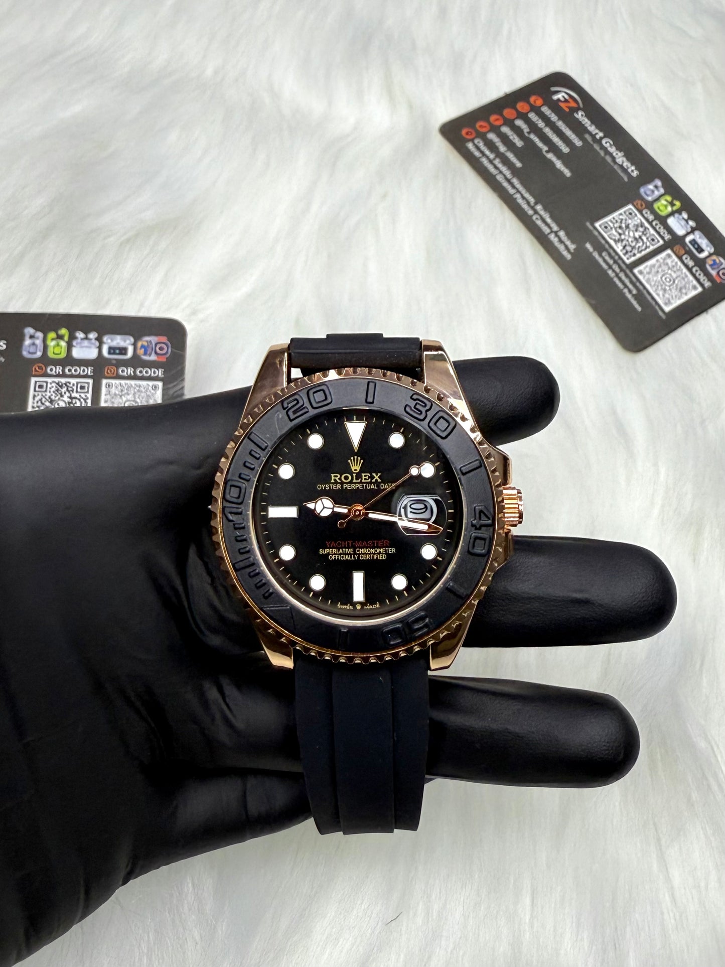 Rollie Yacht Master - Black & Gold Edition