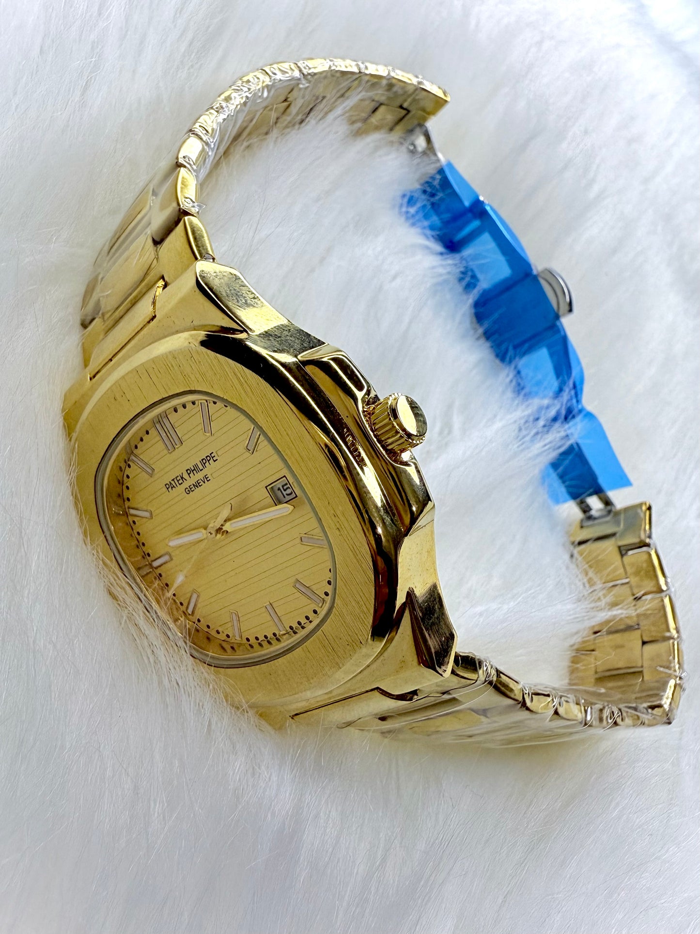 Patek Phillipe Geneve - Stainless Steel Luxury Men's Timepiece